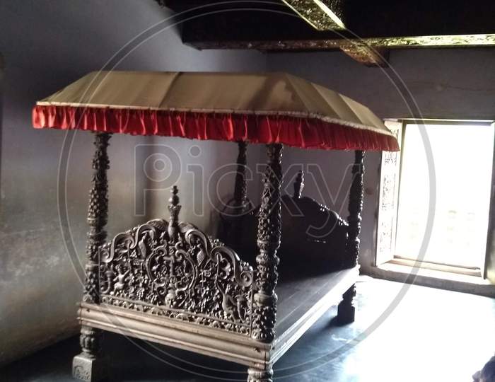 King Furniture before 200 years