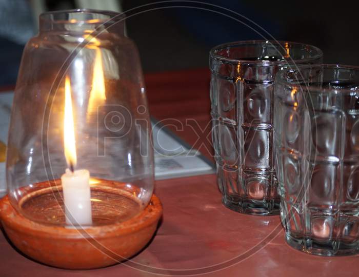 CANDLE LIGHT DRINKS
