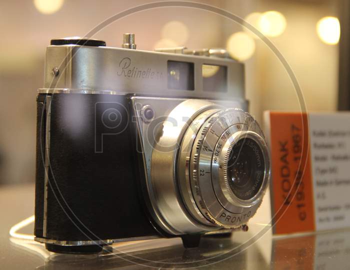 Kodak Vintage Camera (for still photography)