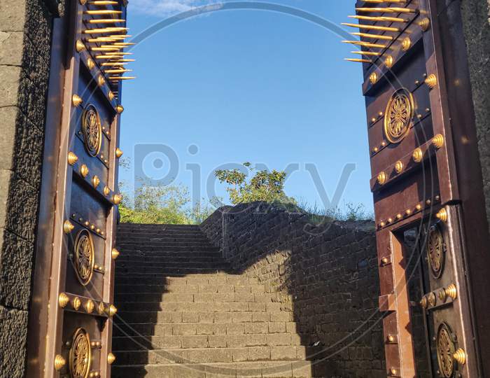 Ajinkyatara South Gate
