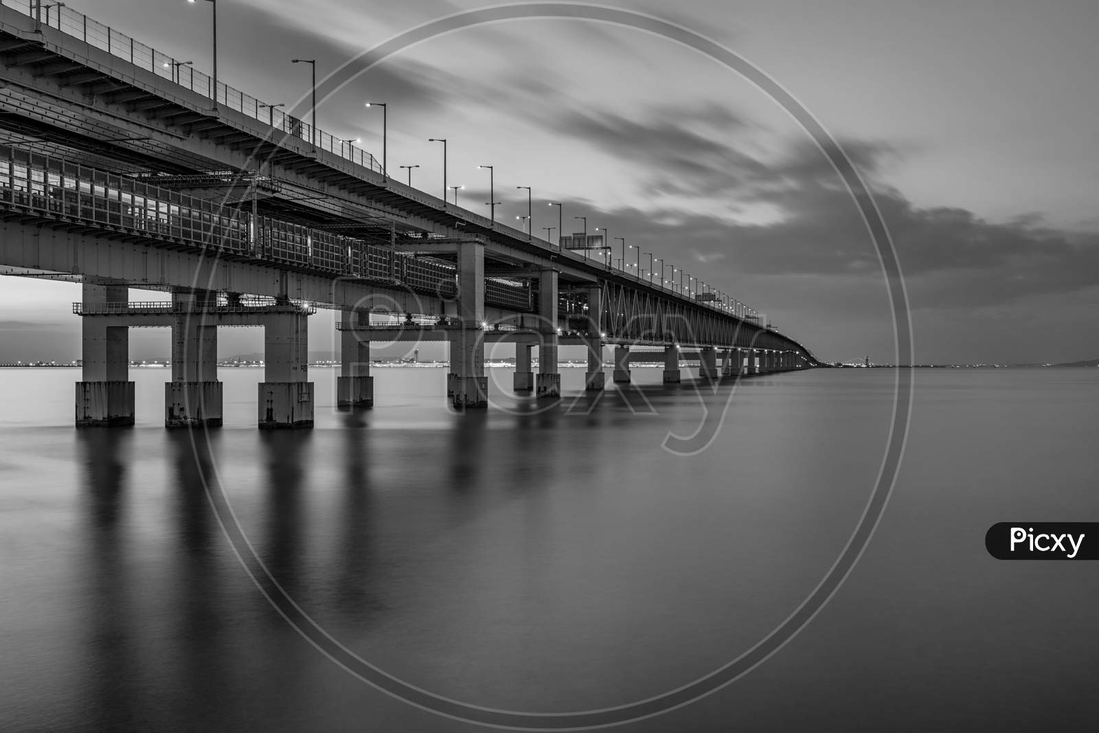 Image Of Sky Gate Bridge Connecting Kansai International Airport With Osaka Japan Vl1310 Picxy