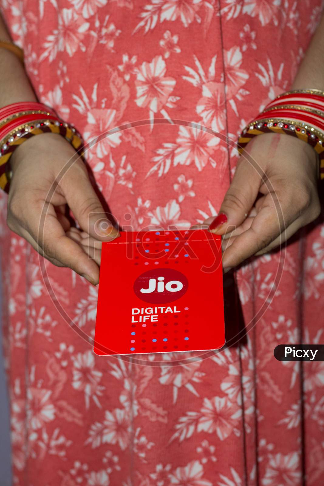 Jio Sim Cards In Hand With Every Jiofi Or 4G Smartphone