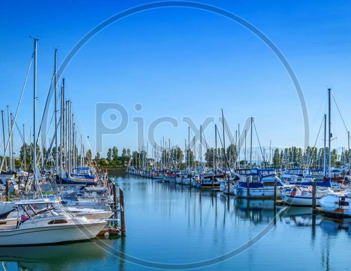 A Picture Of The Beautiful View Of Harbor