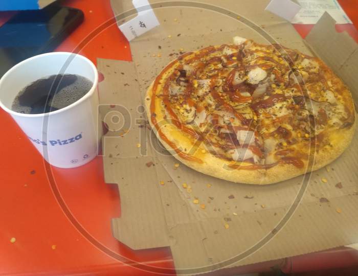 Pizza with coke