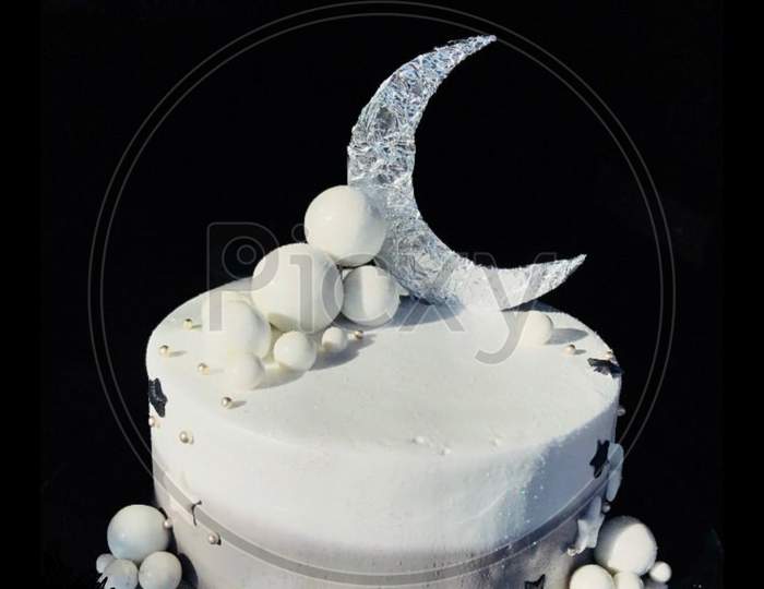 Cake theme like moon