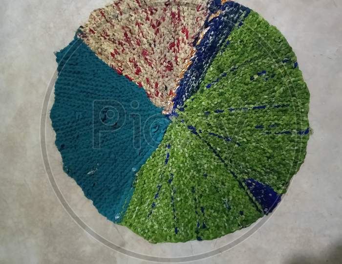 Cloth circle mat