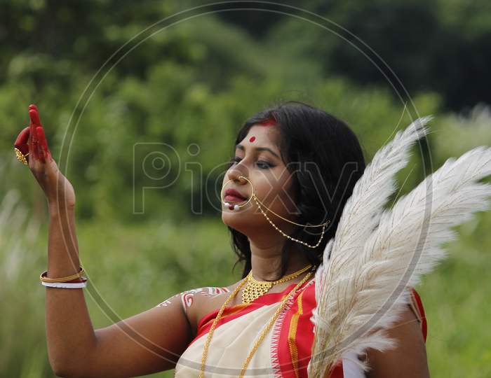 Agomoni photoshoot Durga Puja Festival