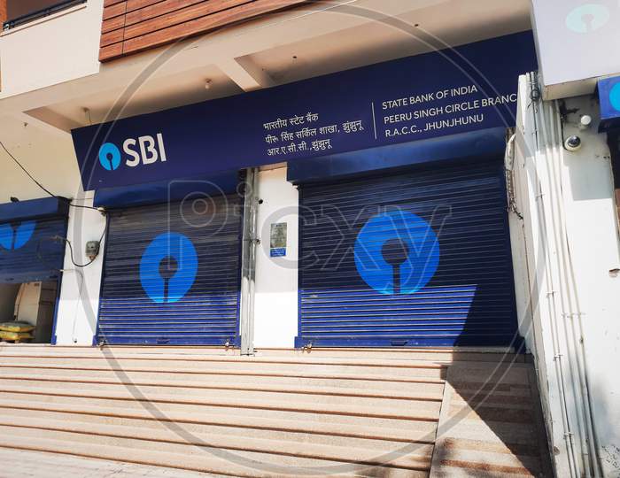 10.2.2020 - Rajasthan, India : State Bank Of India Shutter Closed On Holiday