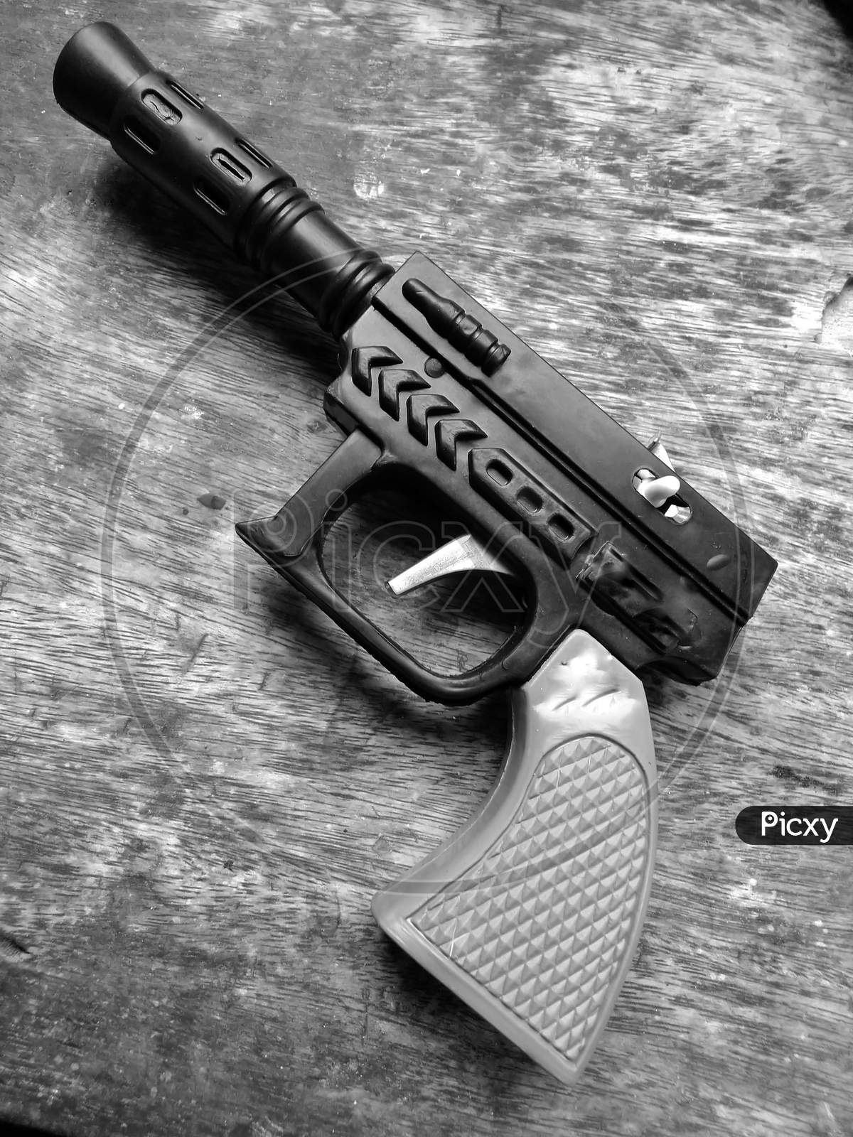 A close view of baby toy gun