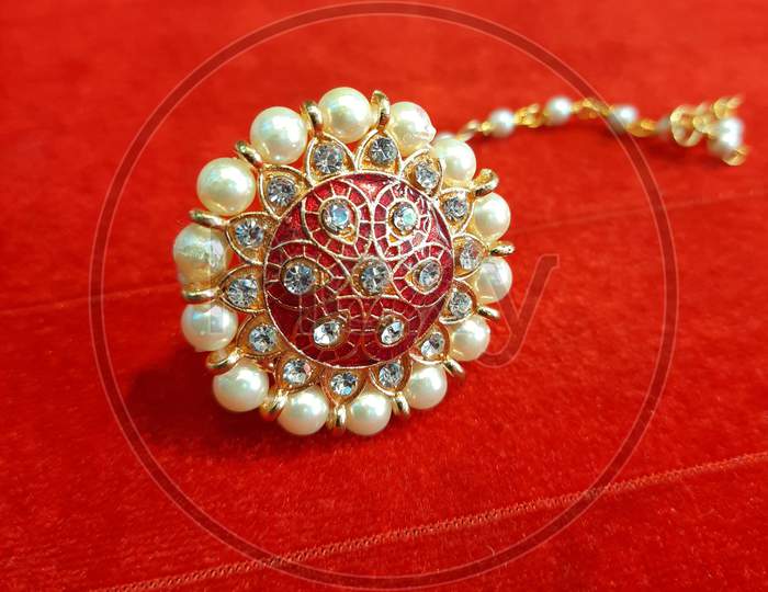 Indian traditional stylish ornaments, women's Head Jewelry Borla, Rakhdi