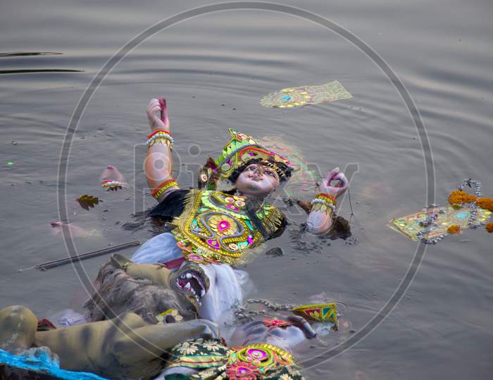 durga idol bisarjon at kolkata west bengal india