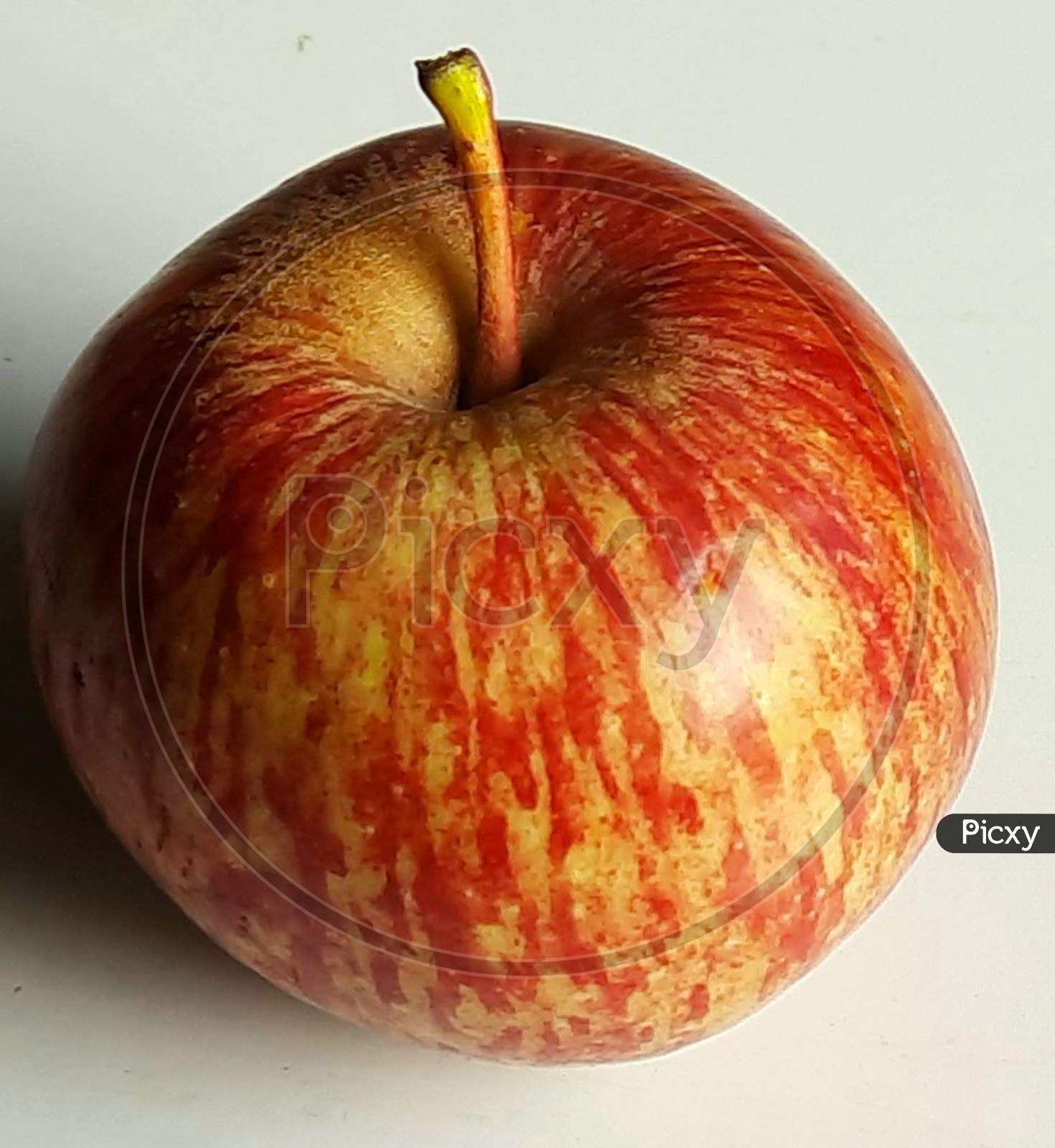 One apple image