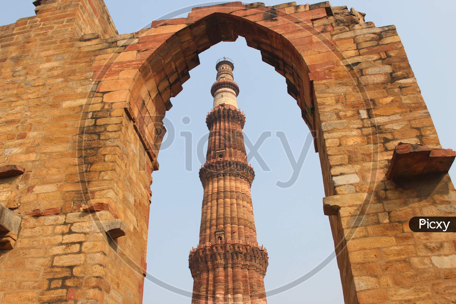 This picture shows a monument called Qutub Minar