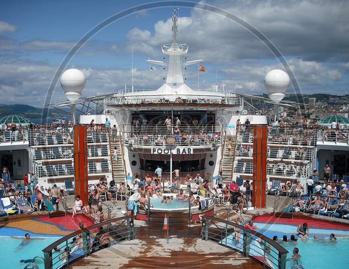 Luxury Cruise