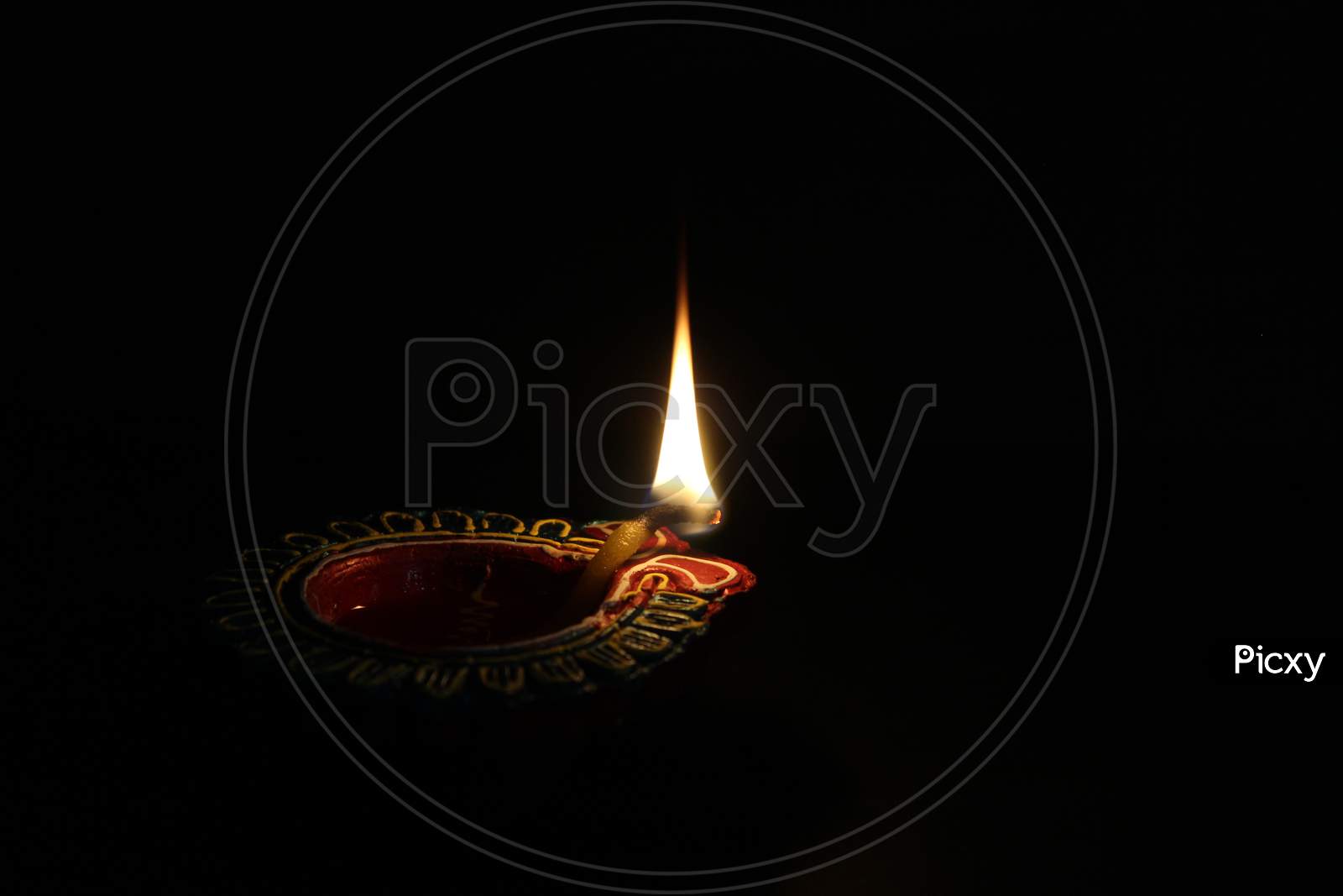 oil lamp wallpaper