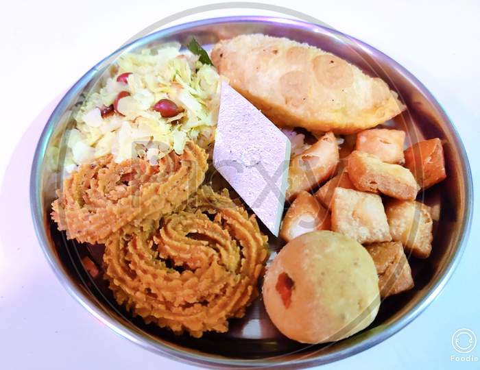 Diwali snacks Faral