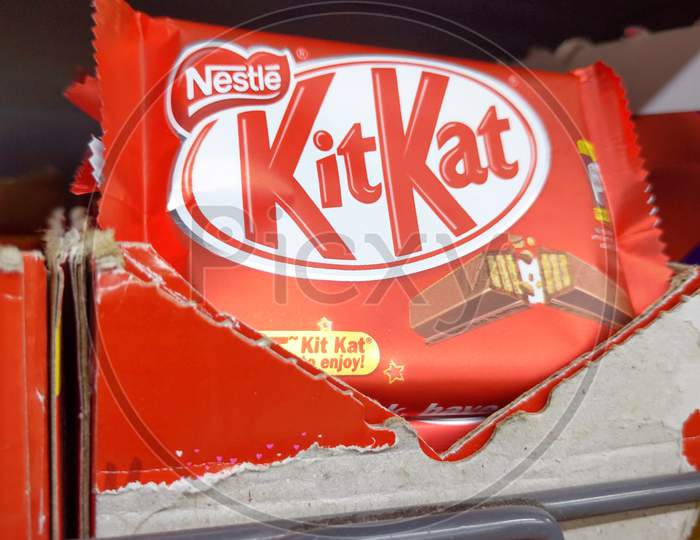 photo of kitkat chocolate in shop