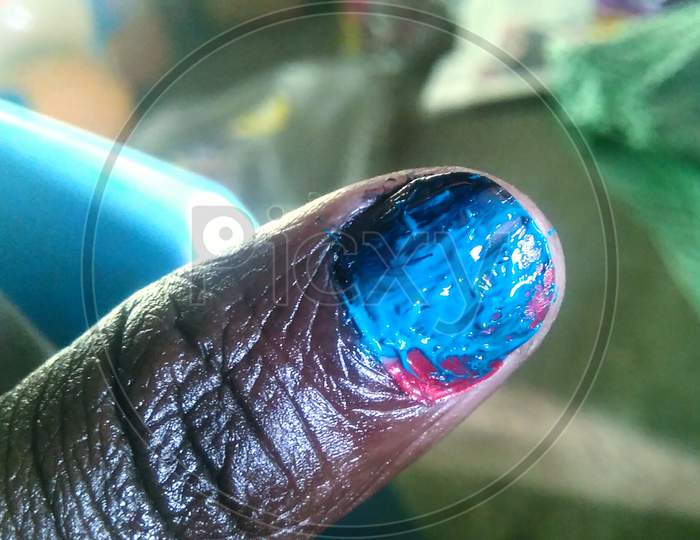 Thumb nail polish 3 colour design Nail Art