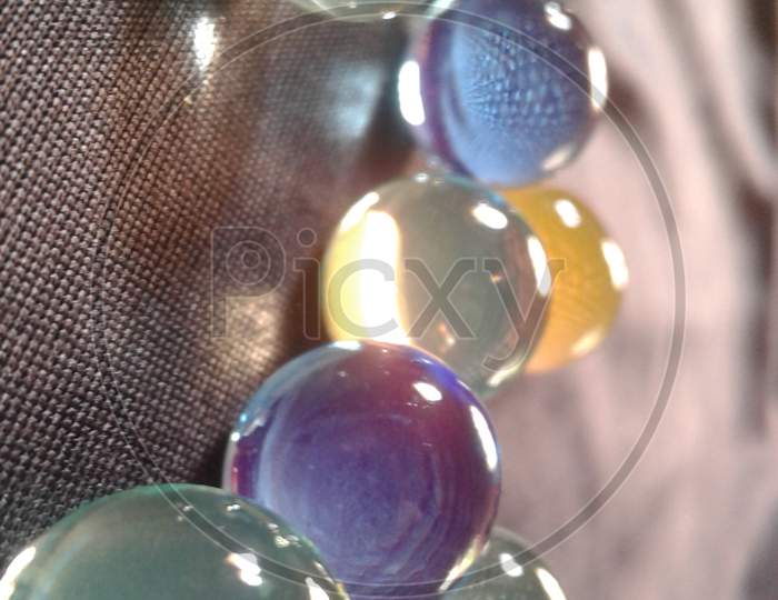 Orbeez reflection close-up photography