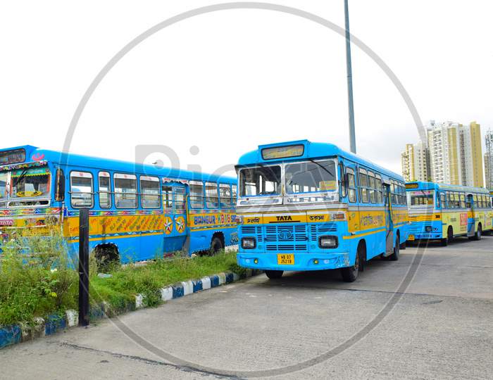 Kolkata public bus operations come to a halt due to the spread of Coronavirus in the city.