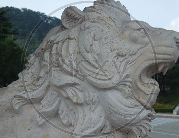 White Lion Statue Background With Copy Space