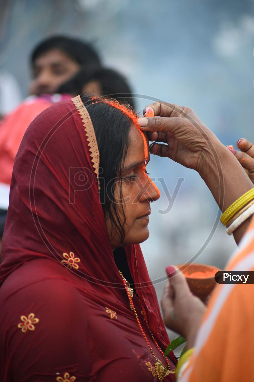 Bodhgaya 21 nov 2020- Hindu Devotees  Offering prayers