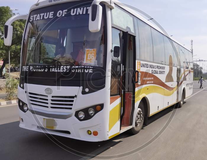 Statue of Unity travel bus.