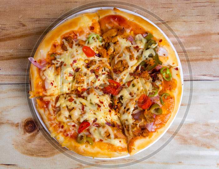cheese tandoori pizza