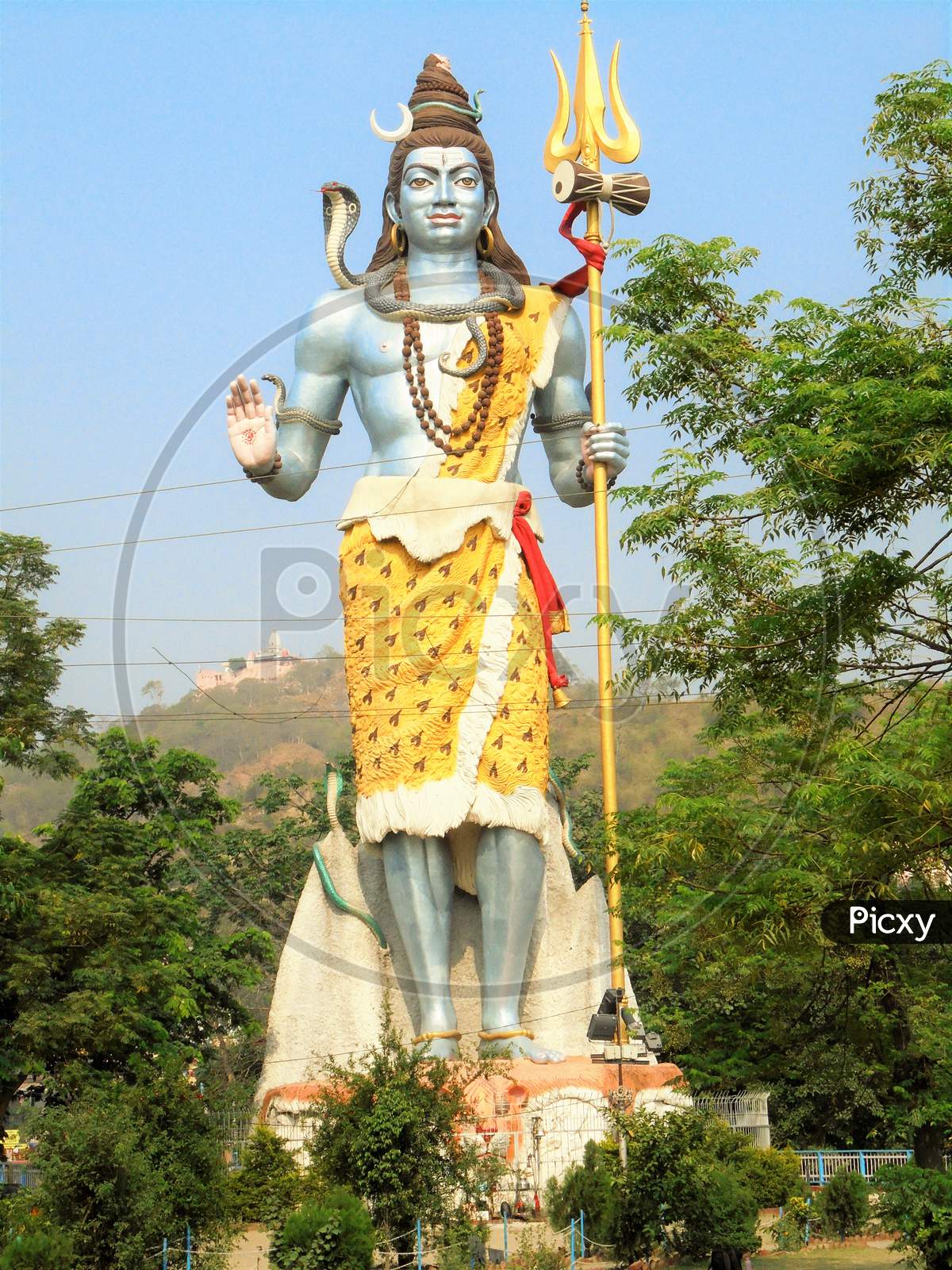 Big shiv statue at Haridwar ghat in Uttrakhand