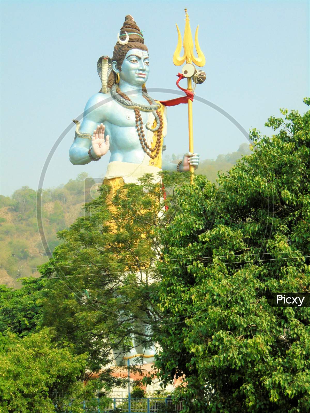 Big shiv statue at Haridwar ghat in Uttrakhand