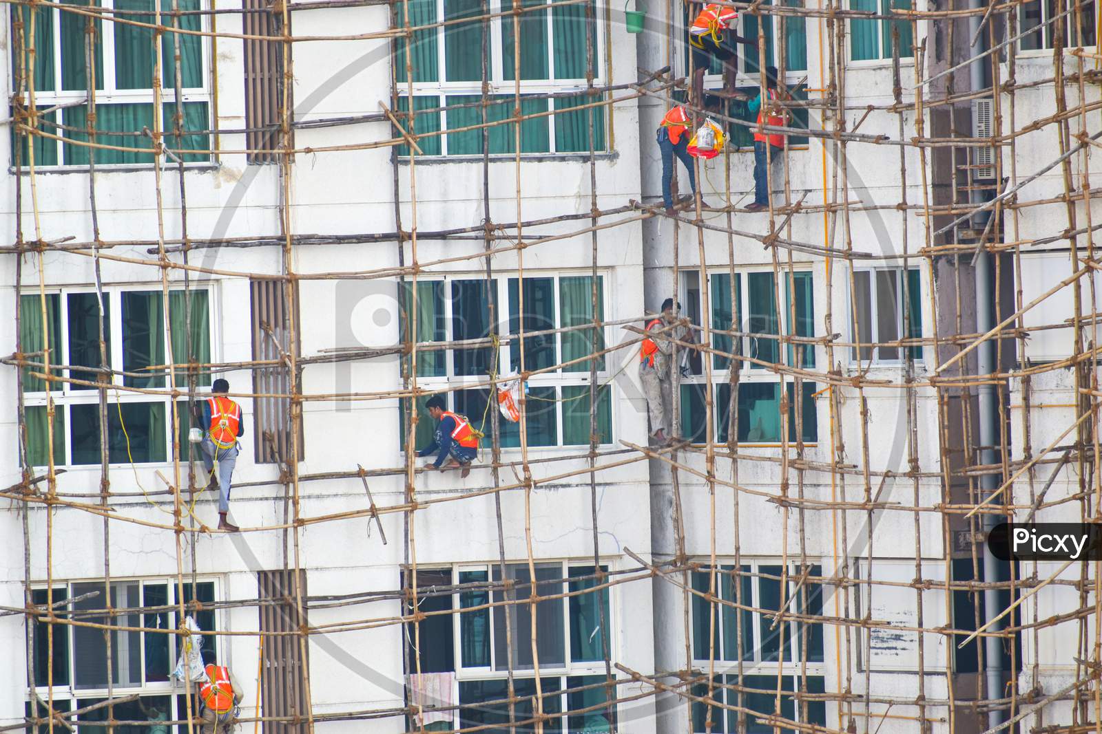 Image of Building Scaffolding In Mumbai Maharashtra ,India .Workers ...