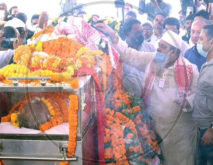 AIUDF chief  Badruddin Ajmal pay  tribute to former Chief Minister of Assam and Congress leader  at official resident in Guwahati on Tuesday, November 24, 2020.