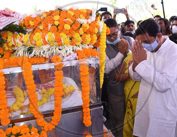 State BJP president Ranjit kumar das pay  tribute to former Chief Minister of Assam and Congress leader  at official resident in Guwahati on Tuesday, November 24, 2020