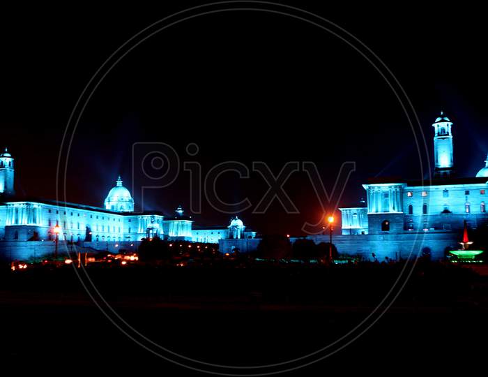On The Occassion Of World Children"S Day ,North Block And South Block Along With Rashtrapati Bhawan Light Up In Blue On Friday 20Th November 2020,  To Bring The Spotlight On Climate Change And Impact Of Covid-19 On Children.