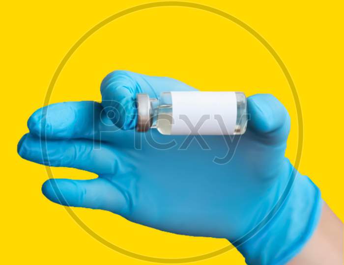Blank label Vaccine in hand hd image