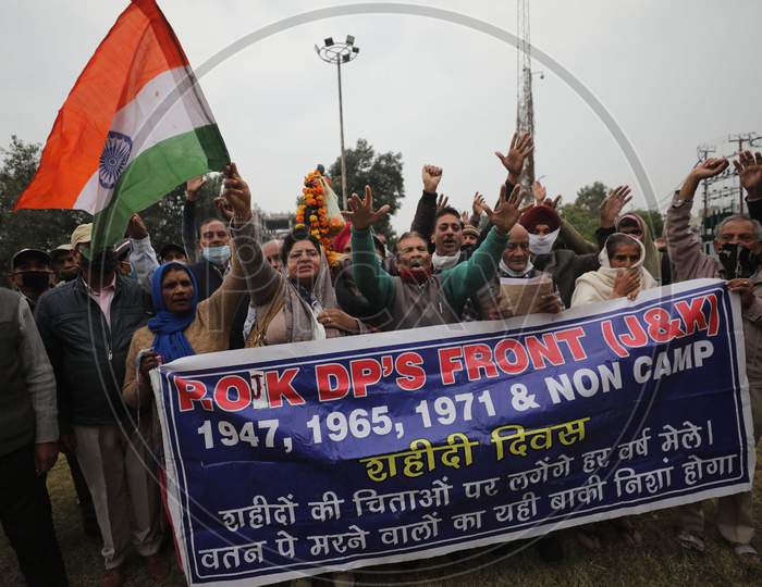Refugee Pojk DPs front 1947 1965 1971 protest for various pending demands in Jammu,25 November,2020.