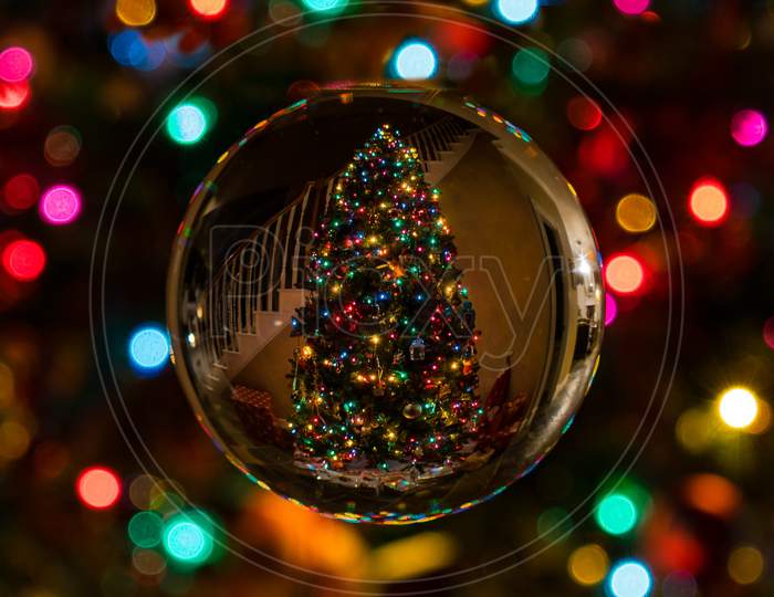 christmas tree decorations. christmas tree with lights. christmas tree at night. christmas tree ornaments