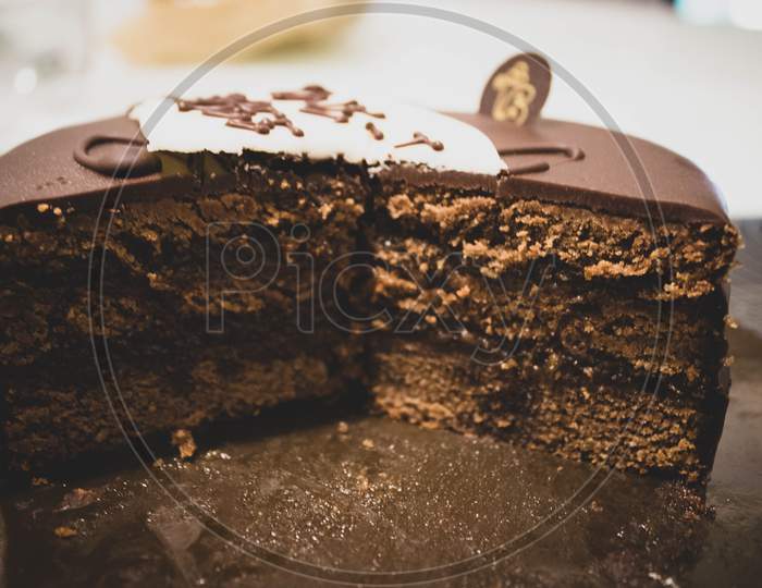 A Great Sacher Cake For Your Birthday