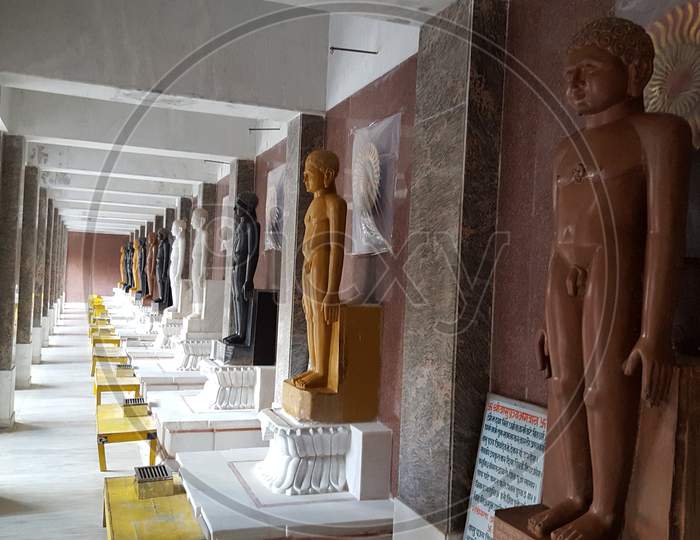 Digamber Jain temple Bijolia