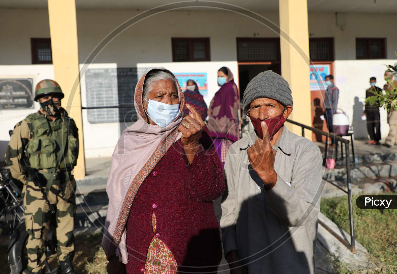 Villagers cast their votes for the District Development Council elections,at Sohal village Akhnoor ,28 November,2020.