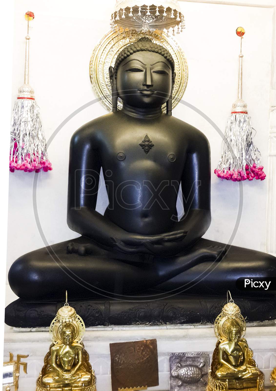 Jain Black Marble statue of Digamber Jain God Muni Suvratnath