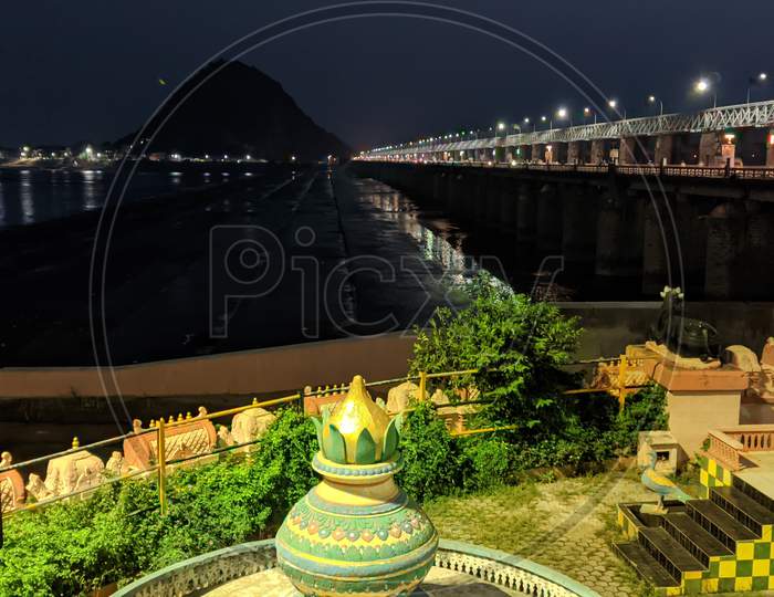 Night view of  prakasam barrage
