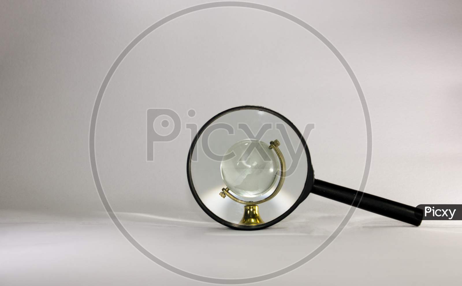 Crystal Globe See Through Magnifying Glass