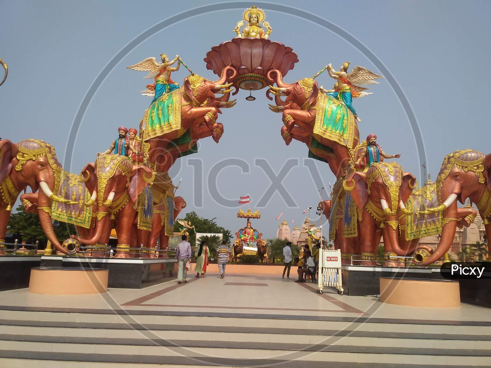 Eliphant statue nilakhanth dhan poicha Gujarat India