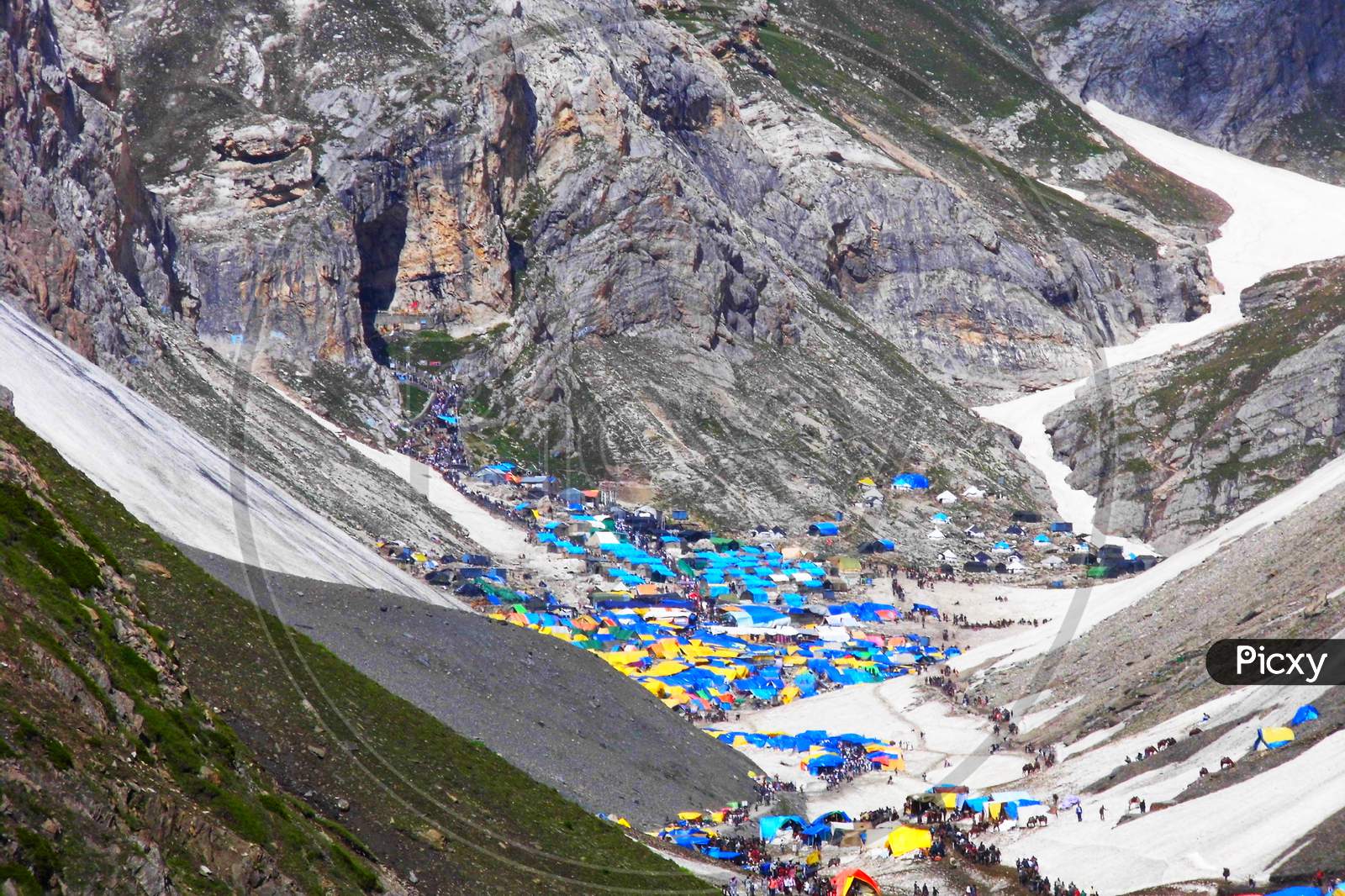 at the feet of Amarnath