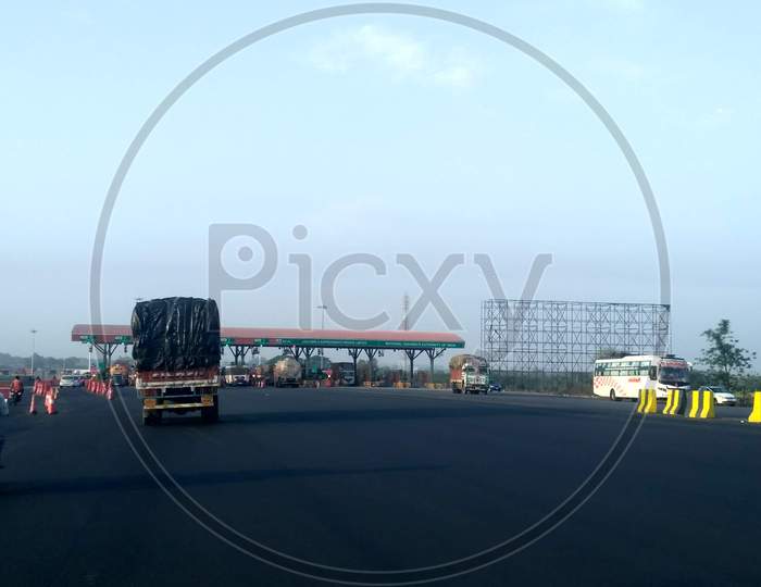 Lorry vehicles Waiting at Toll plaza