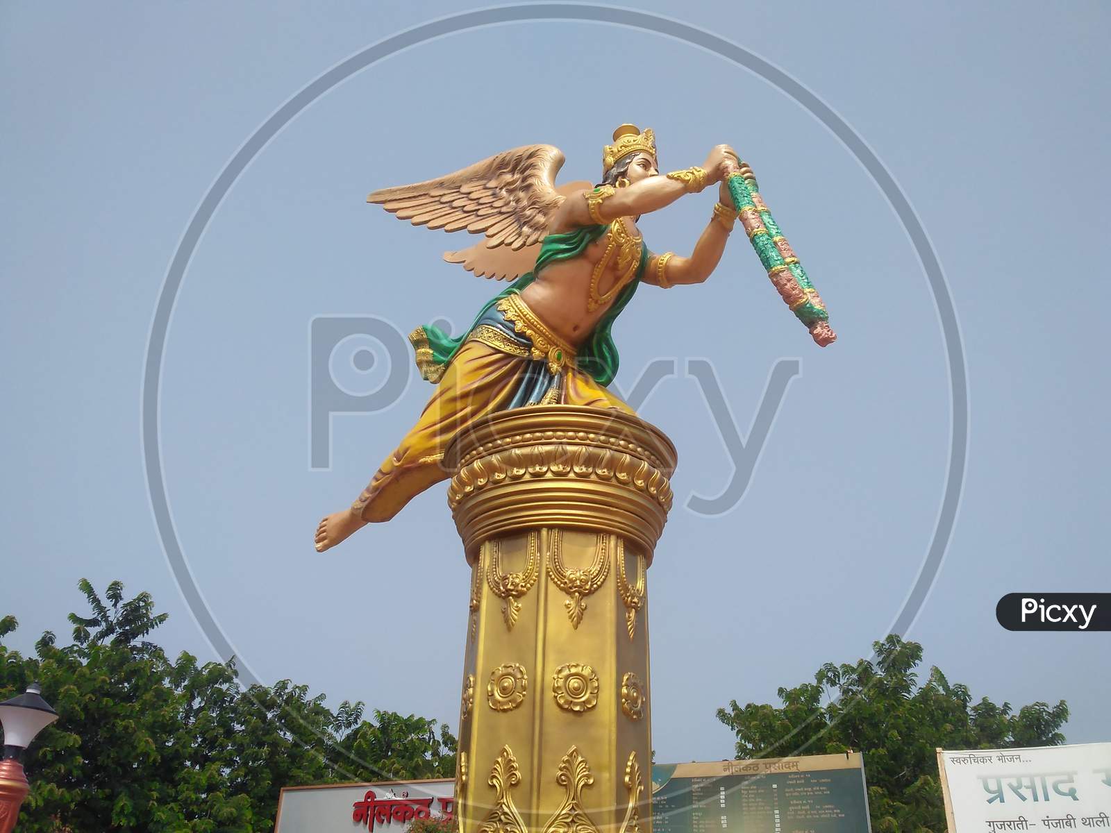 Hindu god statue nilakhanth dhan poicha Gujarat India