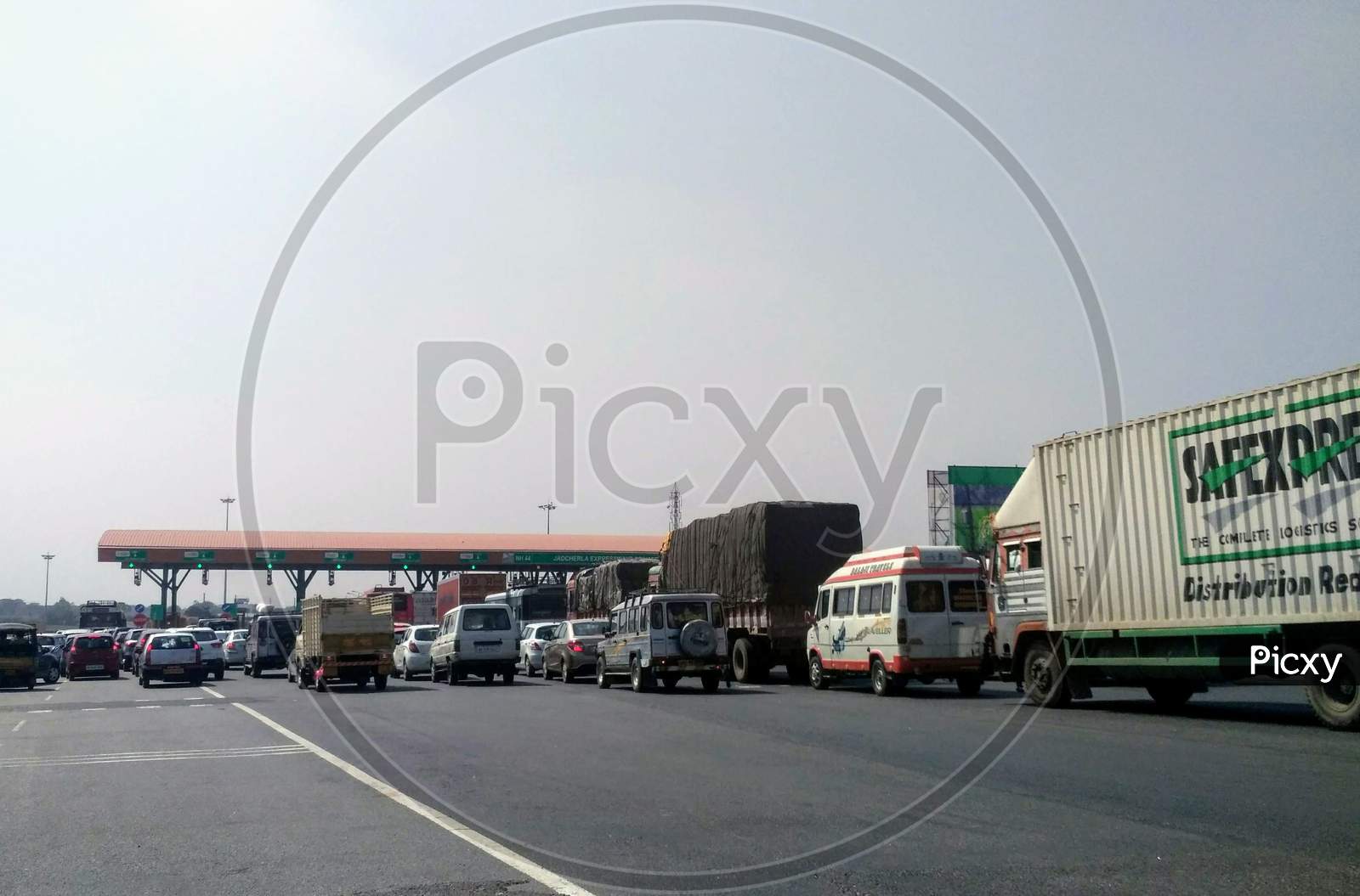 Lorry vehicles Waiting at Toll plaza