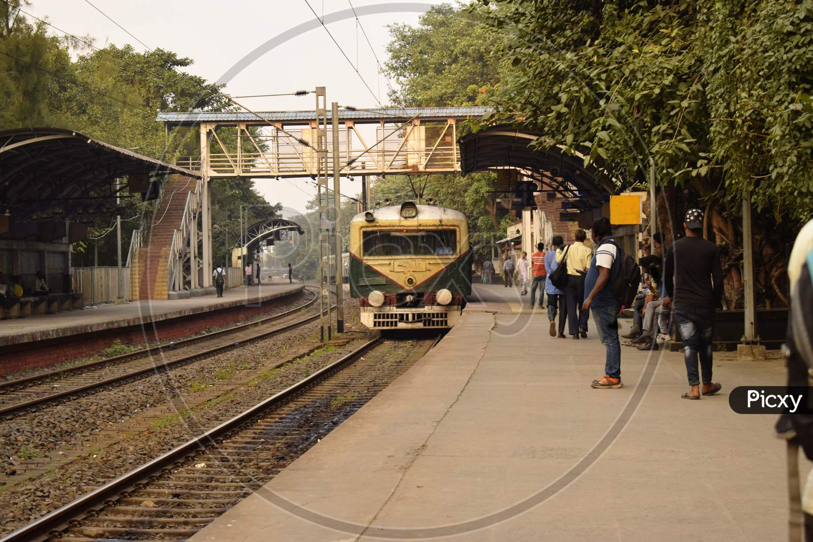 Train service of circular rail at Kolkata