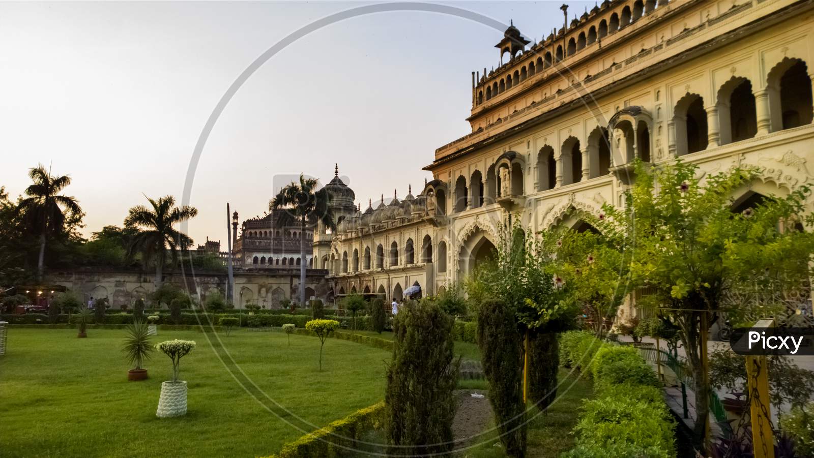 Heritage Gate Of Lucknow Bhool Bhulaiyya